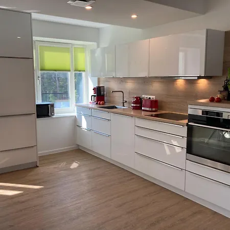 Duenenwelle - 3 Zi, Kue, 2 Baeder, Balkon Binz